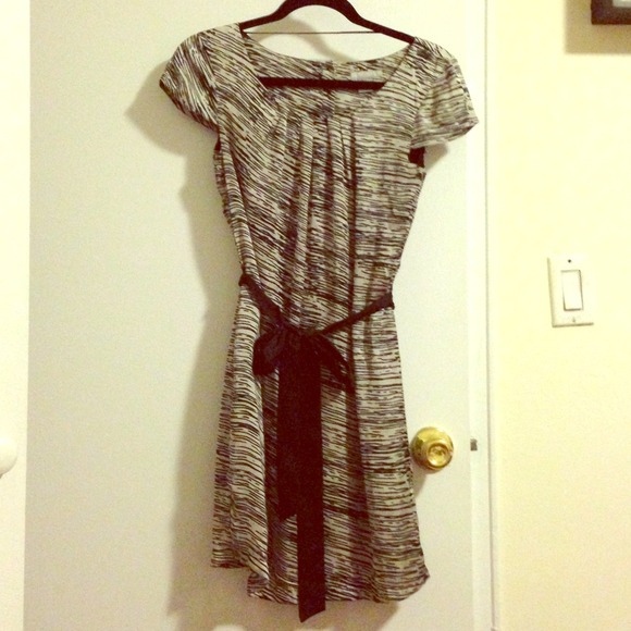Cute H&M dress size 6