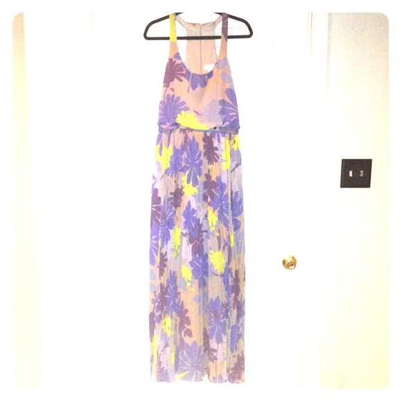 Jessica Simpson pleated maxi dress