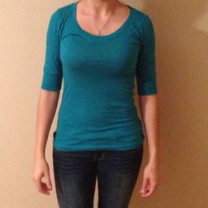 Blue shirt middle length sleeves