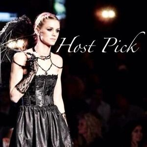 🎉HOST PICK🎉Cristallo Couture Noir Collection
