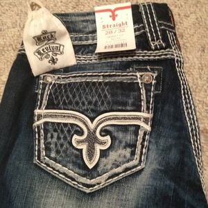 Rock Revival 28/32  straight denim. Ali wash.