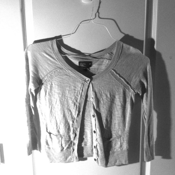 American Eagle Sweater