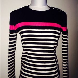 Ralph Lauren super cute top!