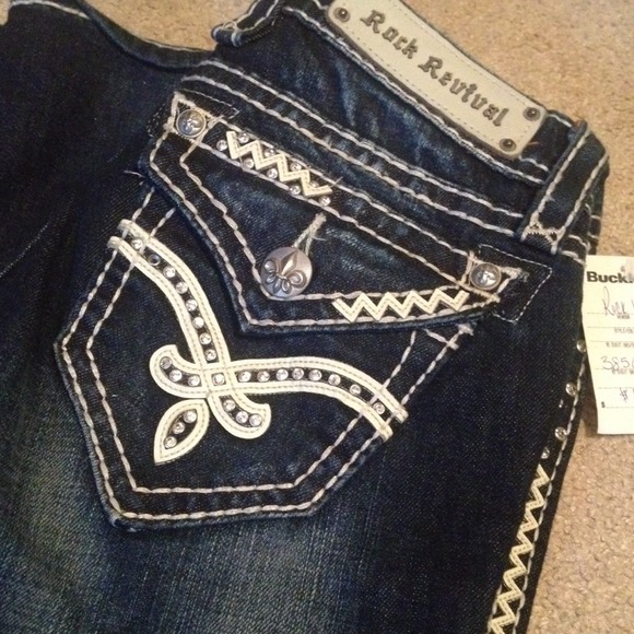 ❤️SOLD SOLD ❤️Rock Revival ELAINA bootcut Jeans
