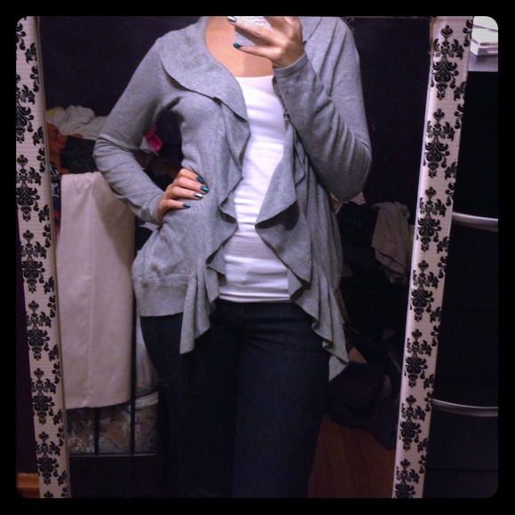 Gray ruffled cardigan