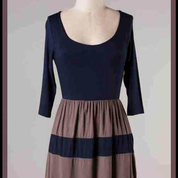 ❌❌SOLD❌❌Navy and Mocha Colorblock Dress