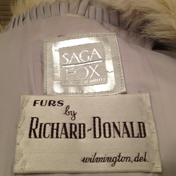 Authentic Saga Fox Fur Coat Jacket - Picture 4 of 4