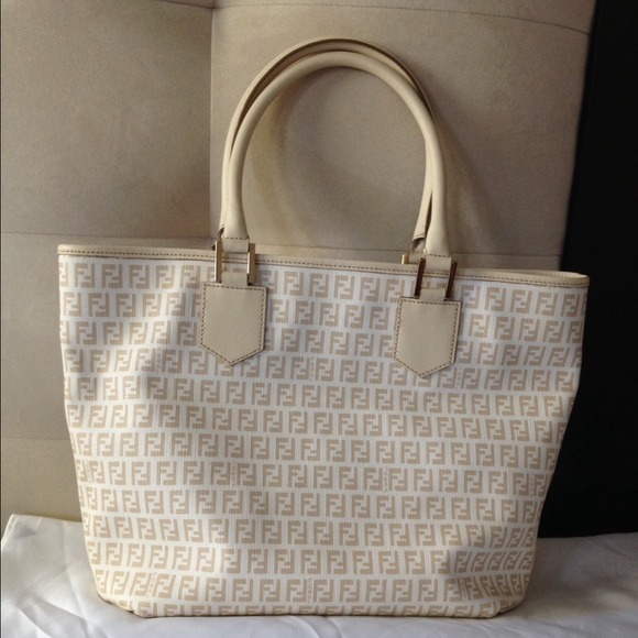 FENDI Handbags - Fendi Zucca Tote