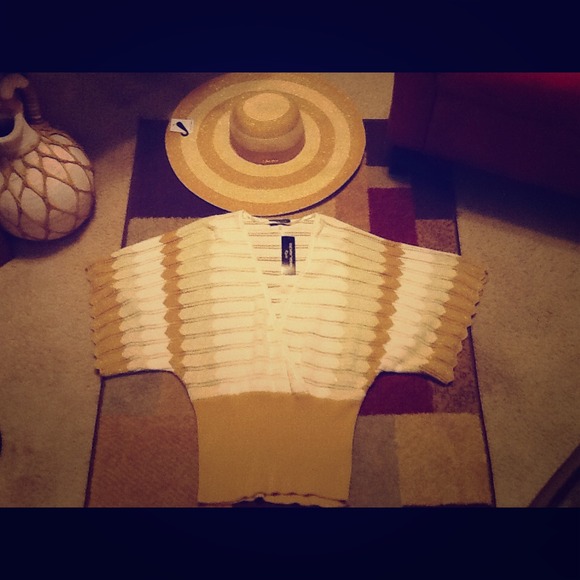 Calvin Klein Summer Hat & Spense Knits Top