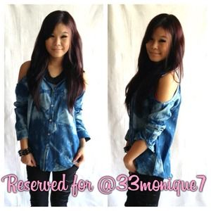 Acid Washed Denim Cold Shoulder Top