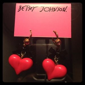 Betsey Johnson pink heart earrings