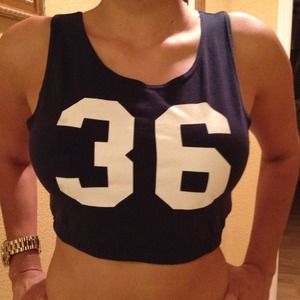 #36 crop top