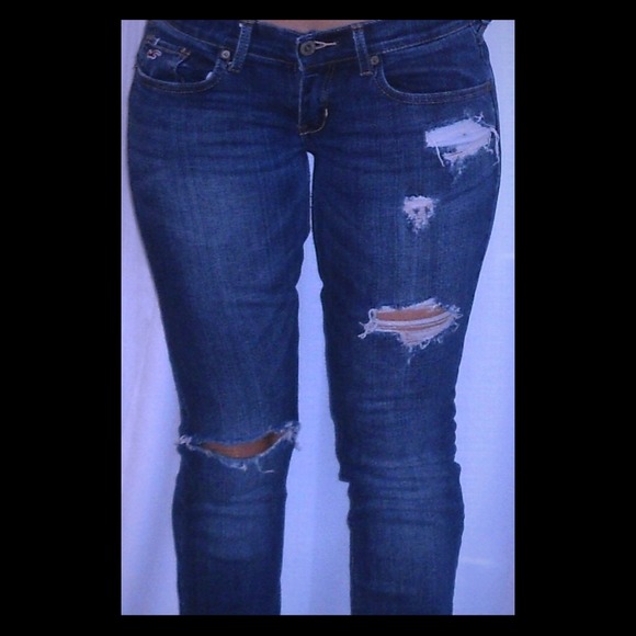 Ripped beachy skinny jeans
