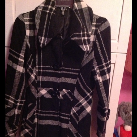 Ambition black coat size pp