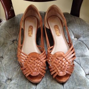 Vintage sandals / heels