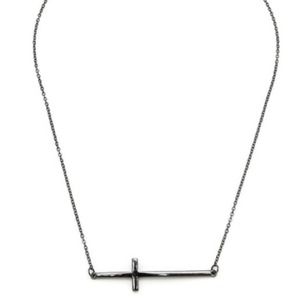 💝Silver cross necklace💝