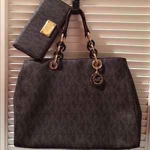 ✨Mk Cynthia LG satchel/MK wallet bundle @cnorwitch