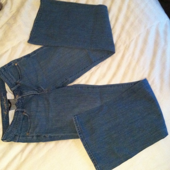 Old Navy Sweetheart Jeans