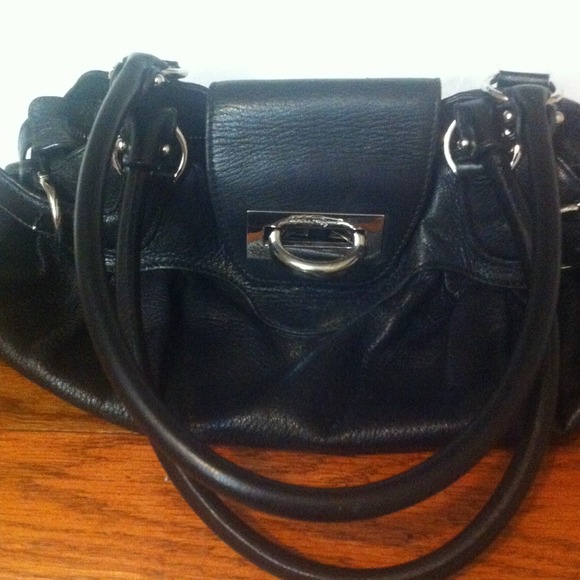Salvatore Ferragamo Handbags - Hold @snowtweet Salvatore Ferragamo purse