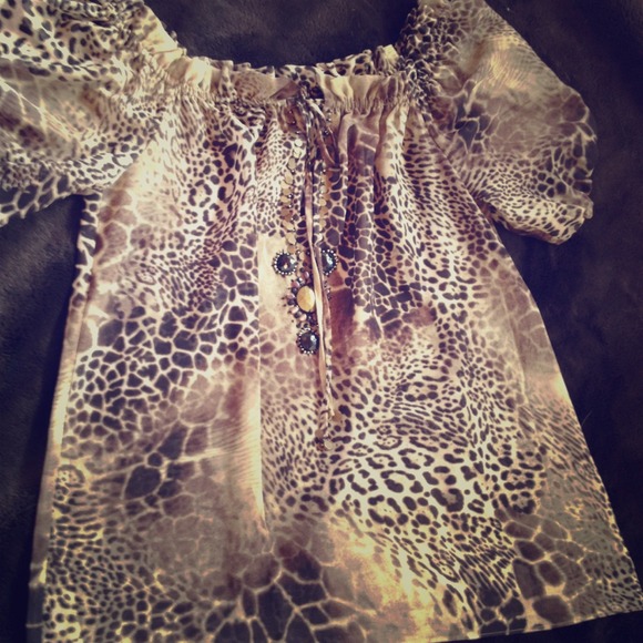 VS Animal Print Blouse - Picture 1 of 4