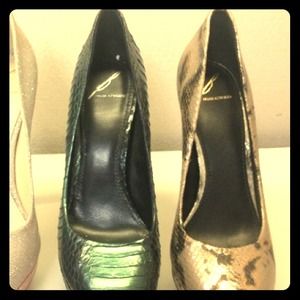 BUNDLE Brian Atwood & Rachel Roy pumps, size 9.