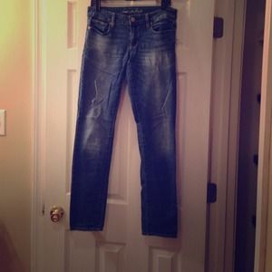 American eagle skinny or straight jeans