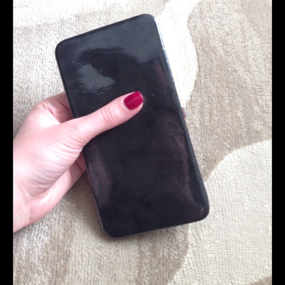 Black patent wallet