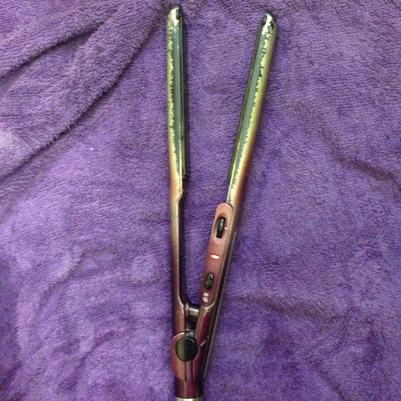Flat iron