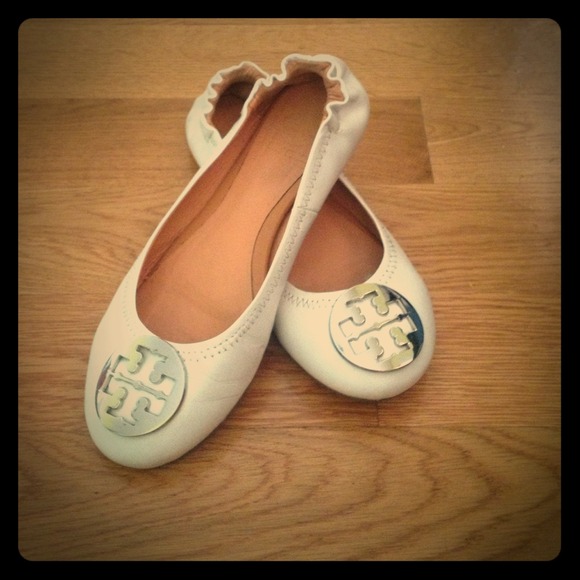 Tory Burch Shoes - White Tory Burch flats! Size 7
