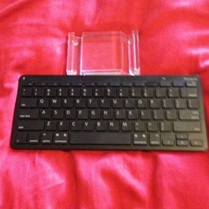 Keyboard stand for iPad.