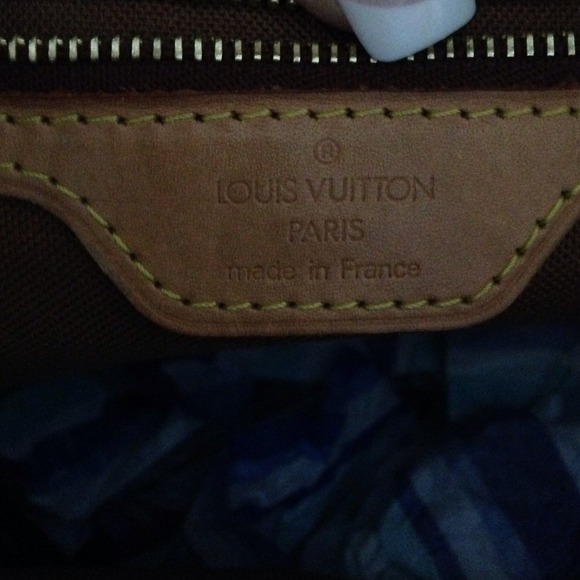 Traded 100%AUTHENTIC LOUIS VUITTON BAG - Picture 3 of 4