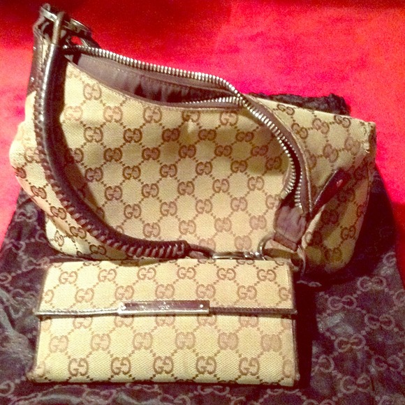 Authentic Gucci handbag and wallet
