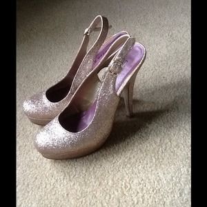 Golden Rose stilettos 5" heels. Madden Girl brand