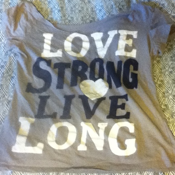 Cute crop top!
