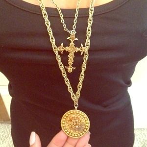 ⚡️NECKLACE⚡️