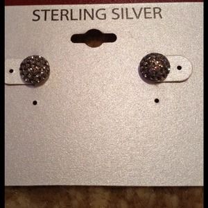 Swarovski zirconia earrings stud