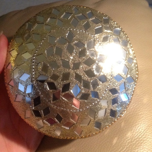 ✨Gold Glitter Mirror Jewelry Box✨ - Picture 1 of 2
