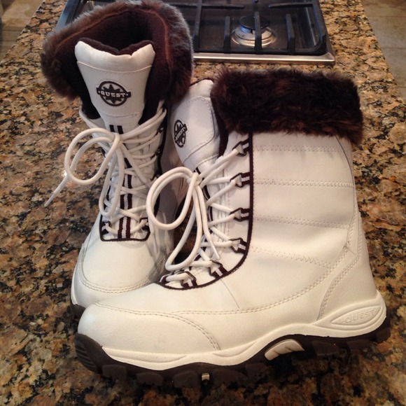 Quest snow boots