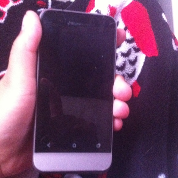 HTC One V