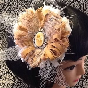 Vintage broach on beige &white fancy hair flair!