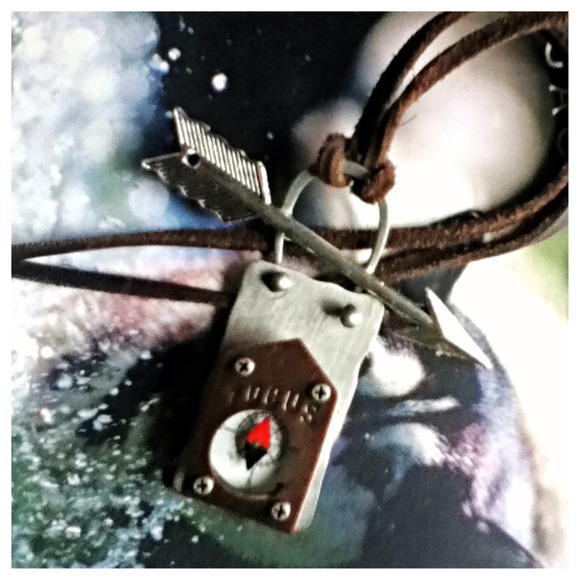 ❌ON HOLD❌ - Picture 2 of 3