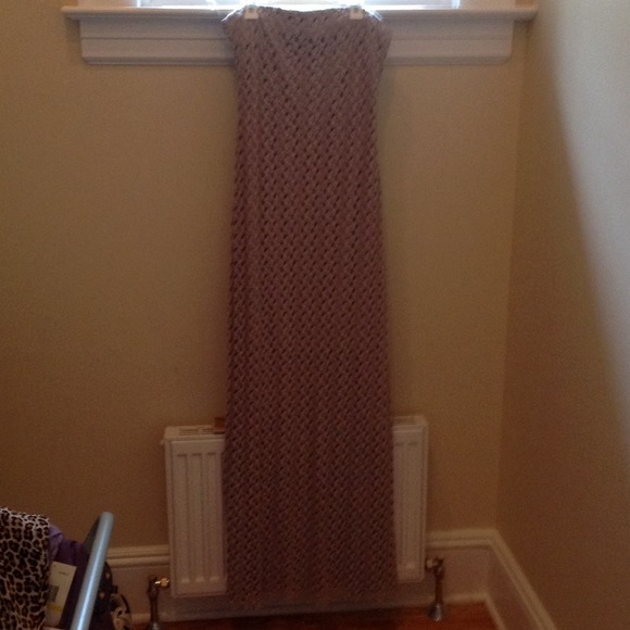 Mauve chrocheted maxi dress.