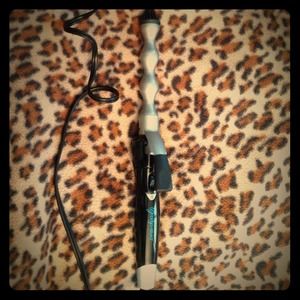 SOLD Wand hair curler!