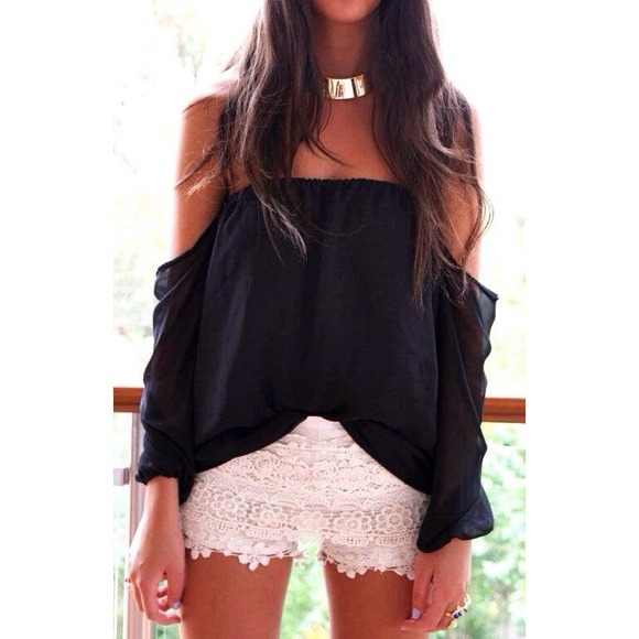Tops - ♡ Black Off The Shoulder Chiffon Top