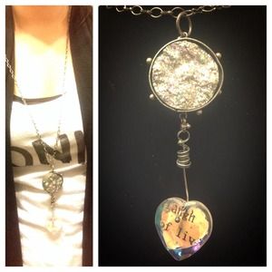 Super Sparkly Dangle Heart Necklace