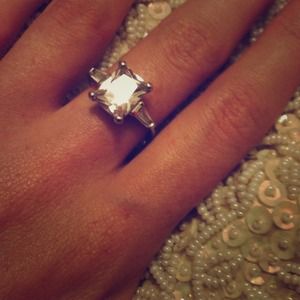 Size 8 periwinkle gem ring