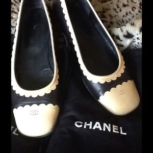 💢SOLD ON EBAY💢Chanel Authentic Two-Ballet Flats