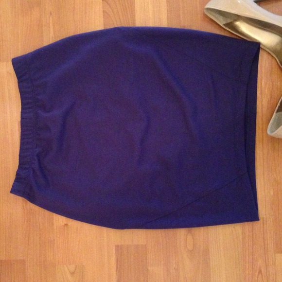 pencil skirt above the knee💙 bdG - Picture 3 of 4