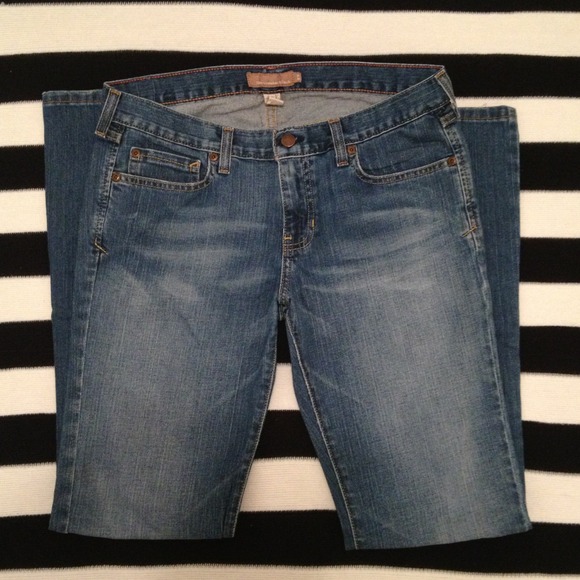 ****SOLD IN BUNDLE**** Abercrombie denim jeans