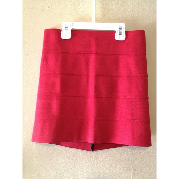 red rubber skirt